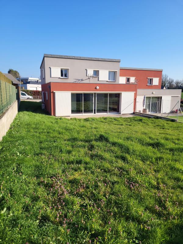 Villa / Maison  T4 à louer Cassagnes-Bégonhès 12120