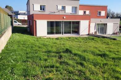 Maison 4 pièces 768 €