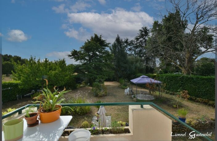 Maison familiale rénovée avec appartement indépendant proche de la Dordogne à vendre à PINEUILH (33) — photo 4