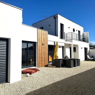 Maison 4 pièces 574500 €