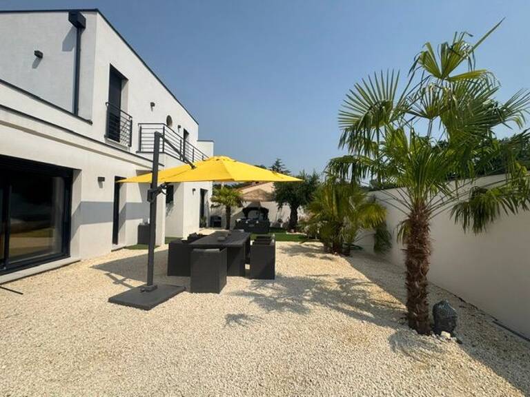 Maison À Vendre — photo 1