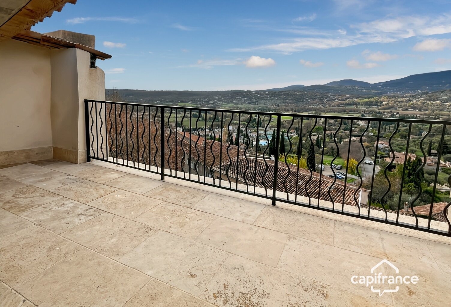 Appartement de charme 4 pièces avec terrasses et vue exceptionnelle à FAYENCE (83) — photo 1