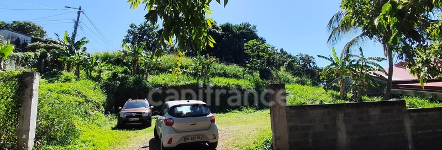 Terrain  545 m² à vendre à Gourbeyre (97113)