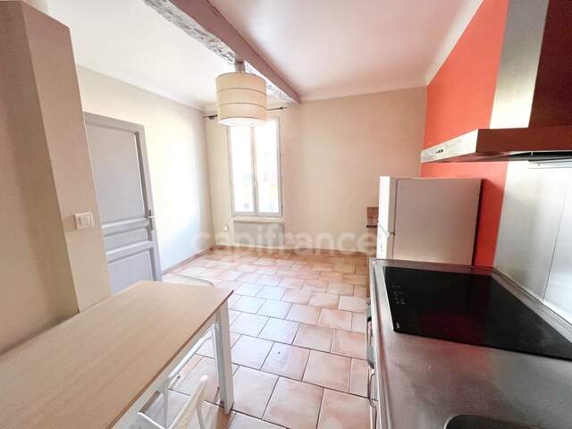 Vente Maison de ville 56 m² à vendre à Manosque – Cœur historique, 4 pièces, fort potentiel investissement — photo du bien