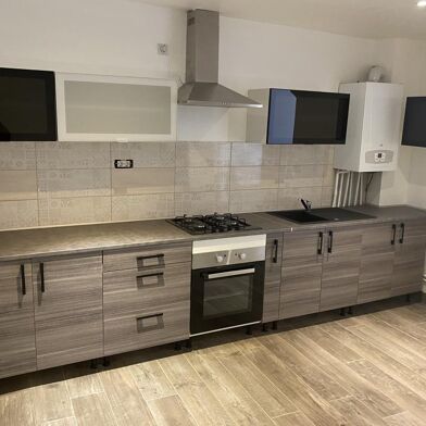 Maison 4 pièces 817 €