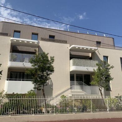 Appartement 2 pièces 905 €