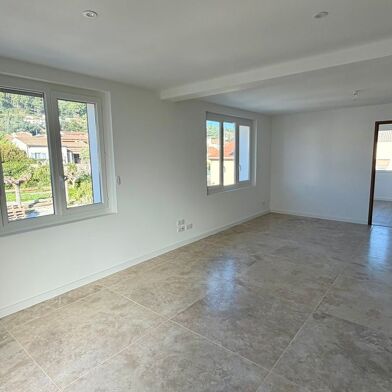 Appartement 3 pièces 1230 €