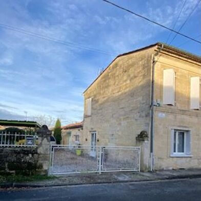 Maison 4 pièces 800 €