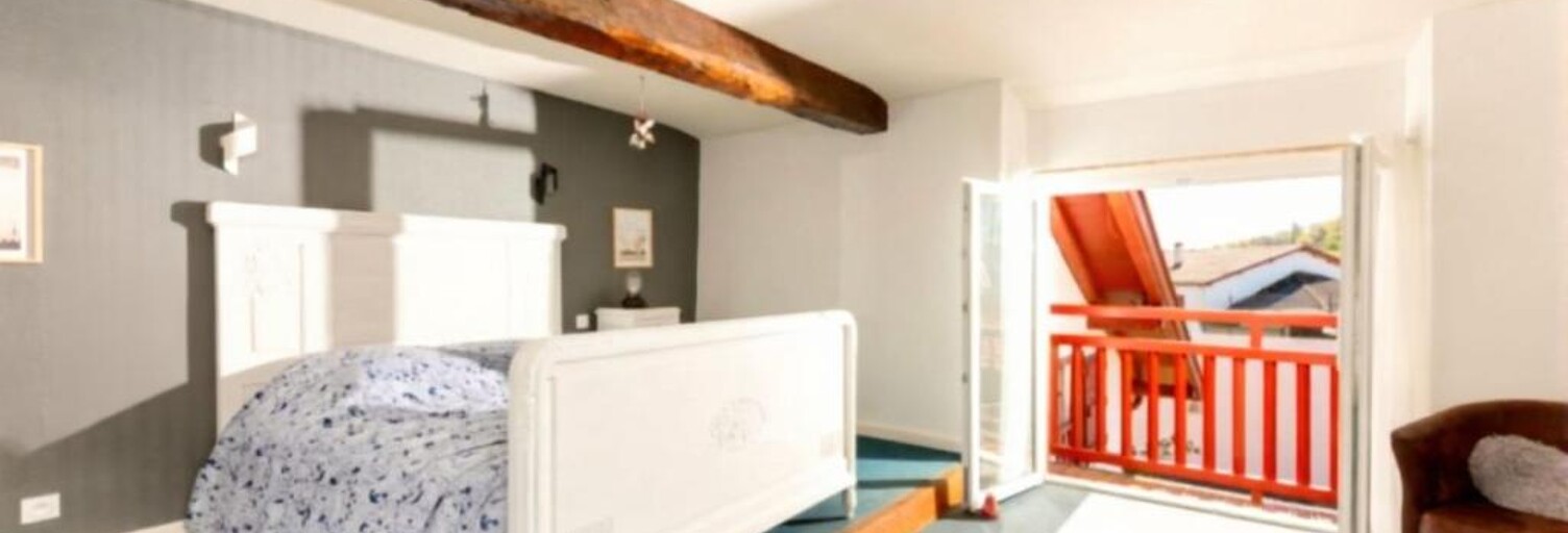 Appartement 1 Pièce 16 m² à louer à Amendeuix-Oneix (64120)