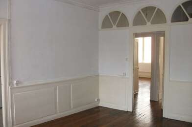 Appartement 3 pièces 700 €
