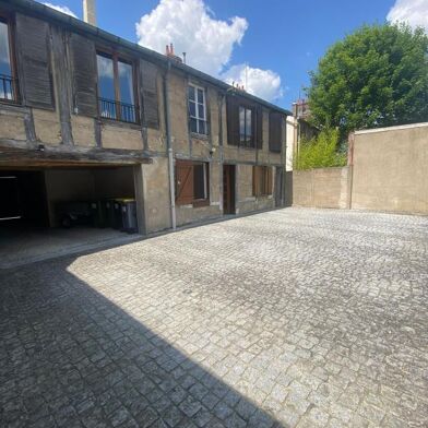 Appartement 1 pièces 310 €