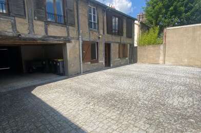 Appartement 1 pièces 310 €