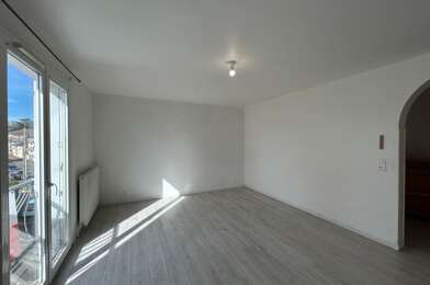 Appartement 3 pièces 535 €