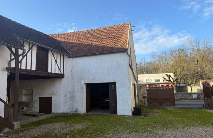 LIVERDY EN BRIE (77) - Grange 120m² à aménager — photo 4