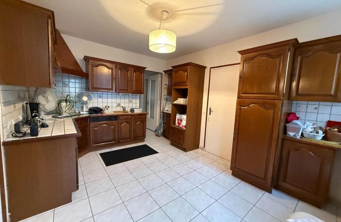 LIVERDY EN BRIE (77) - Maison 5p - 150m² — photo 3