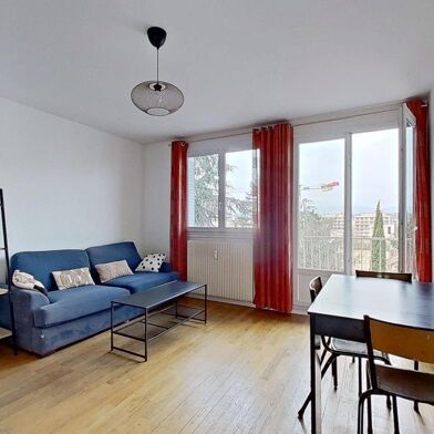 Appartement 3 pièces 990 €