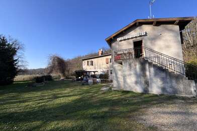 Appartement 5 pièces 1050 €