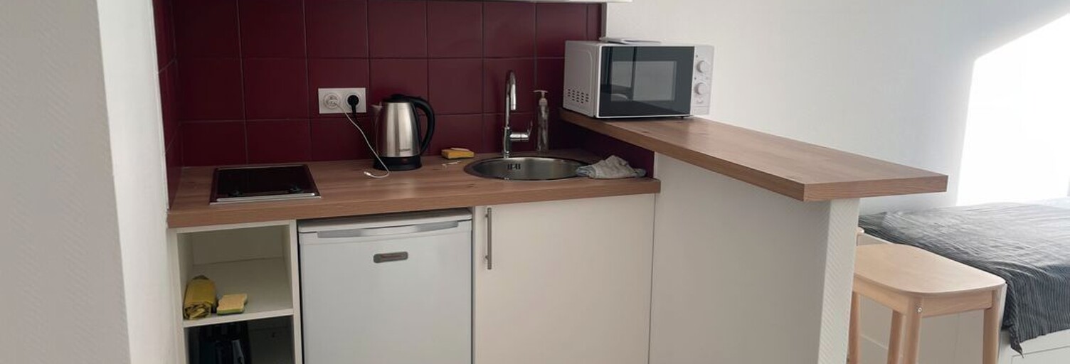 Appartement 1 Pièce 21 m² à louer à Paris 17 (75017)