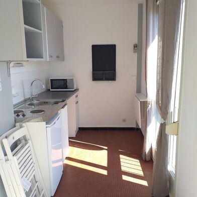Appartement 1 pièces 540 €