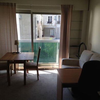Appartement 1 pièces 970 €