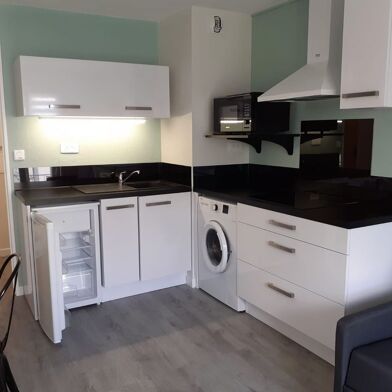 Appartement 2 pièces 755 €