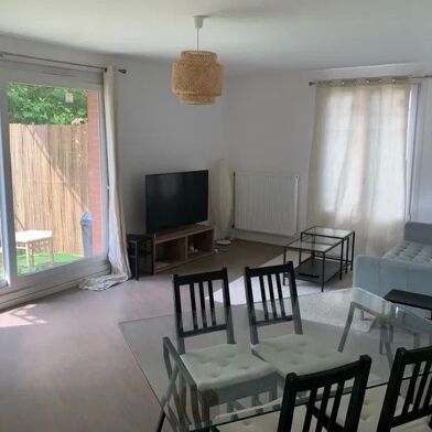 Appartement 3 pièces 1085 €