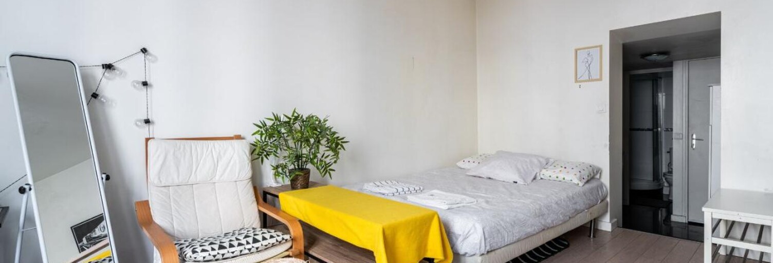 Appartement 1 Pièce 23 m² à louer à Paris 10 (75010)