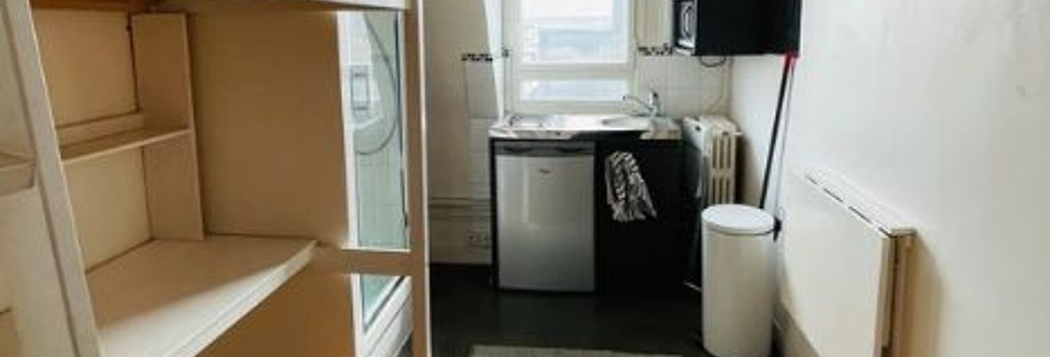 Appartement 1 Pièce 9 m² à louer à Paris 15 (75015)