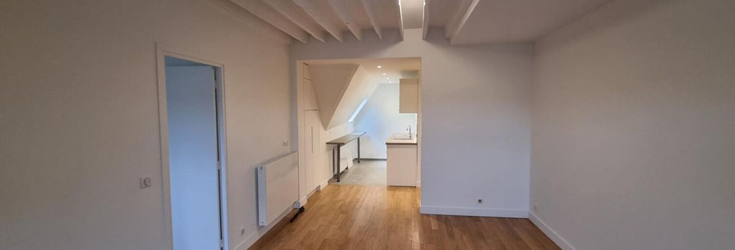 Appartement 2 Pièces 50 m² à louer à Paris 1 (75001)