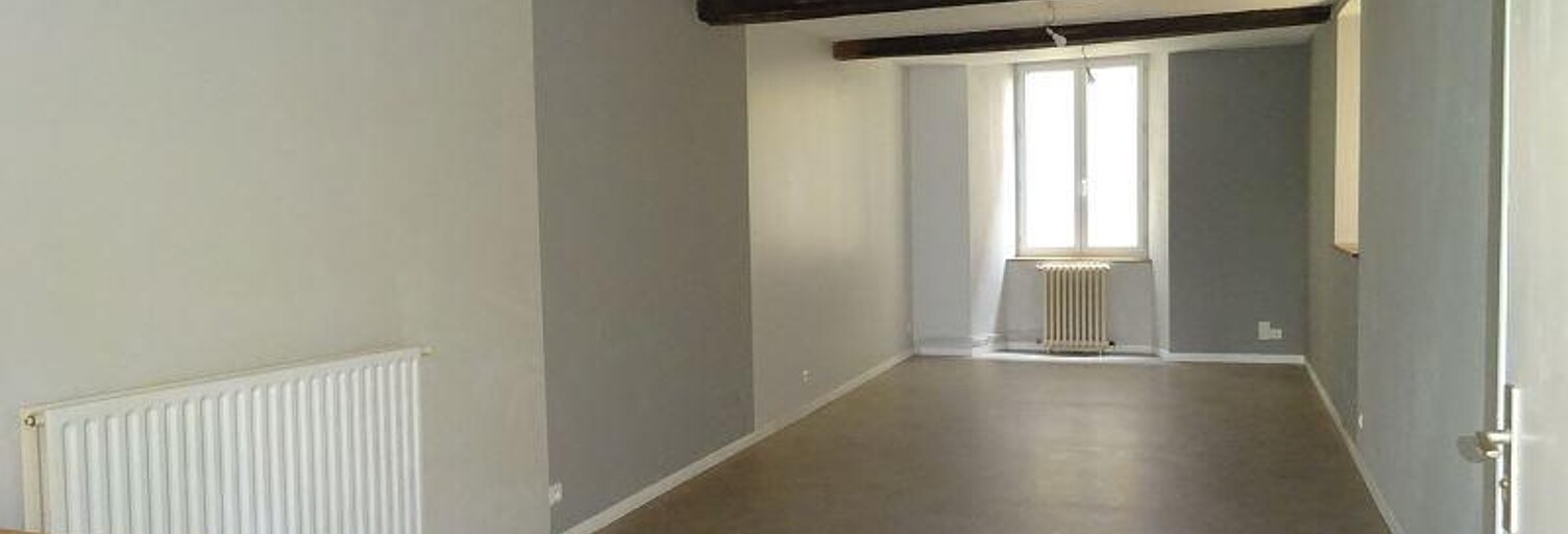 Maison 4 Pièces 121 m² à louer à Saint-Léonard-de-Noblat (87400)