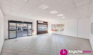 Commerce  88 m² à louer à Le Port (97420)