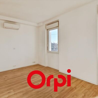 Appartement 2 pièces 1600 €
