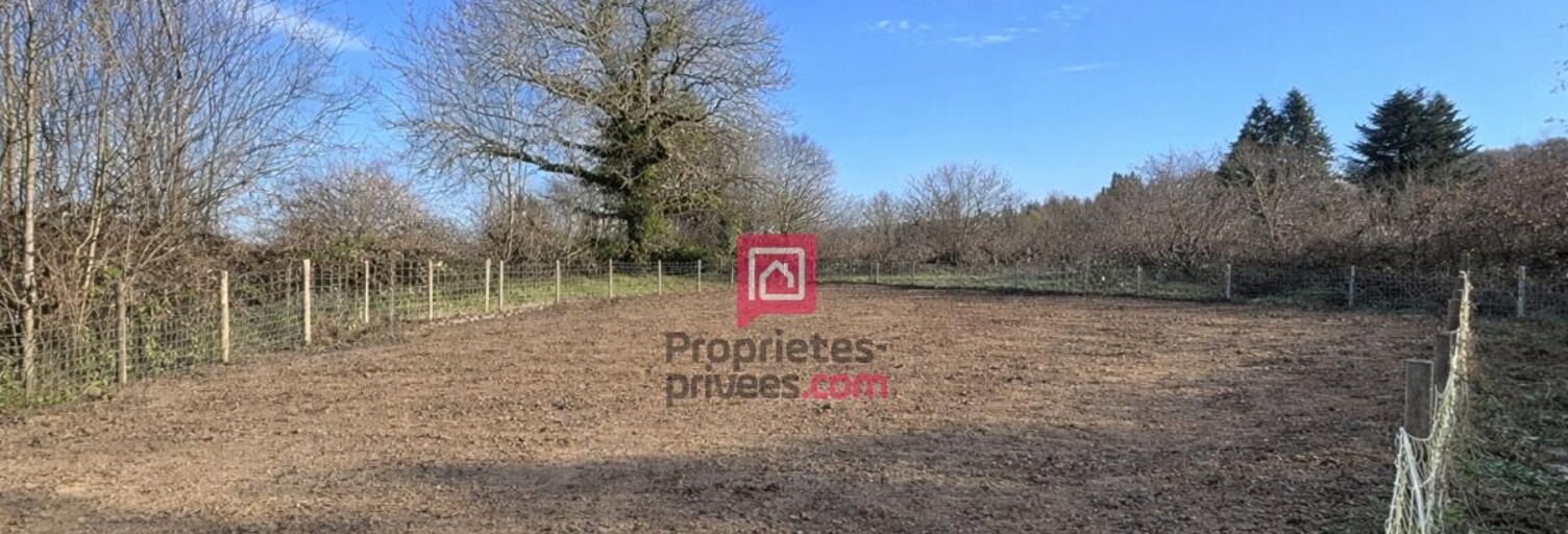 Terrain  1060 m² à vendre à Chapdes-Beaufort (63230)