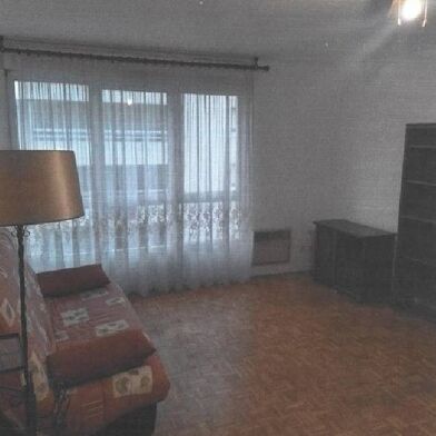 Appartement 2 pièces 901 €