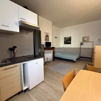 Appartement 1 pièces 450 €