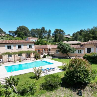 Maison 14 pièces 1855000 €