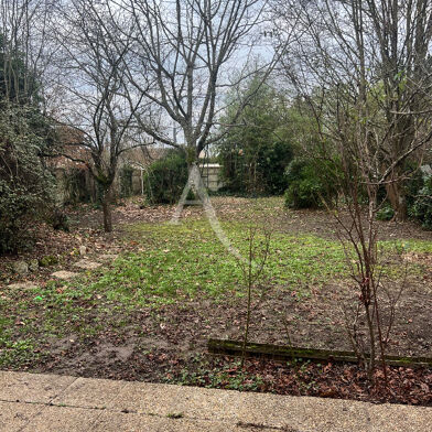 Maison 6 pièces 1200 €