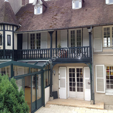 Maison 7 pièces 420000 €