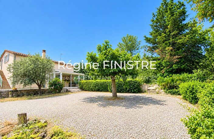 CALLAS MAISON T8 205 M2- 3 APPARTEMENTS-PISCINE-GARAGE ET DÉPENDANCE — photo 2