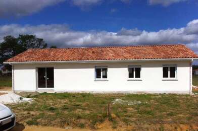 Maison 5 pièces 975 €