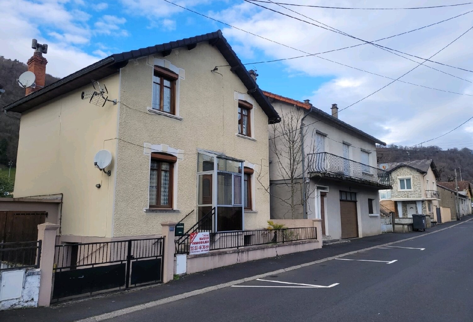 Vente maison 5 pièces 100 m² Bort-les-Orgues (19110) — photo 1