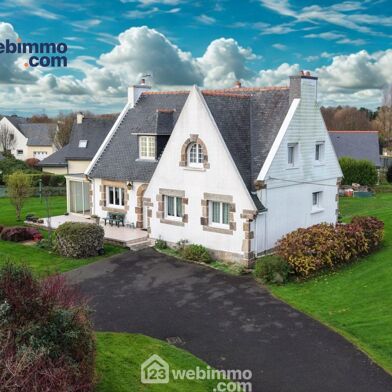 Maison 7 pièces 332100 €