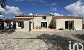 Maison 8 Pièces 209 m² à vendre à Les Magnils-Reigniers (85400)