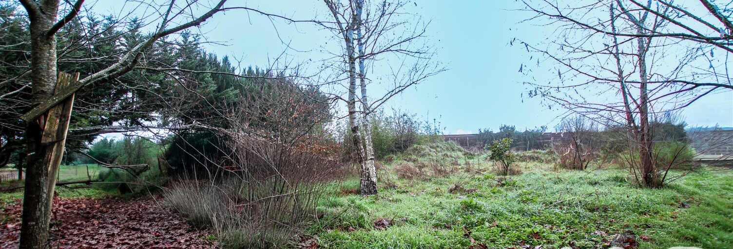 Terrain  828 m² à vendre à Saint-Pierre-de-Mons (33210)