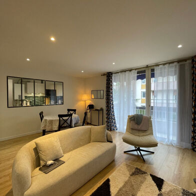 Appartement 3 pièces 900 €