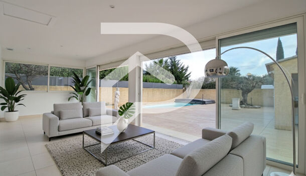 Villa / Maison 5 pièces  à vendre Saint-Laurent-d'Aigouze 30220