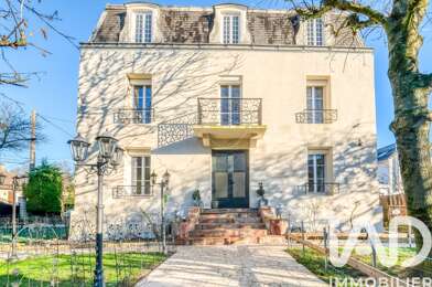 Maison 9 pièces 900000 €