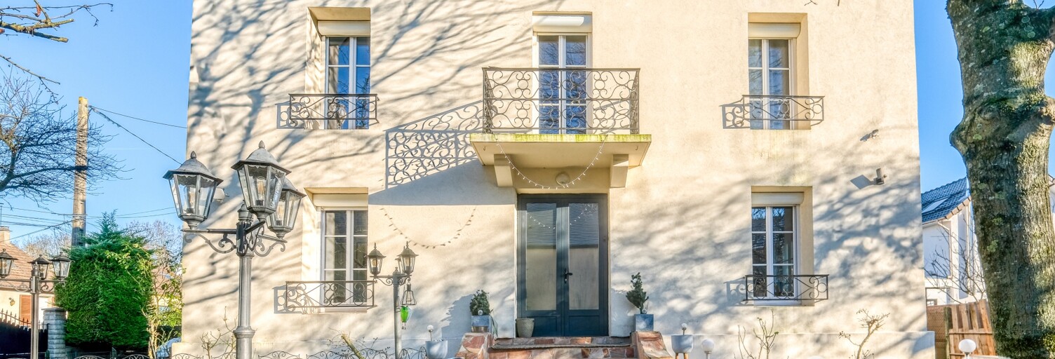 Maison 9 Pièces 218 m² à vendre à Noisy-le-Grand (93160)