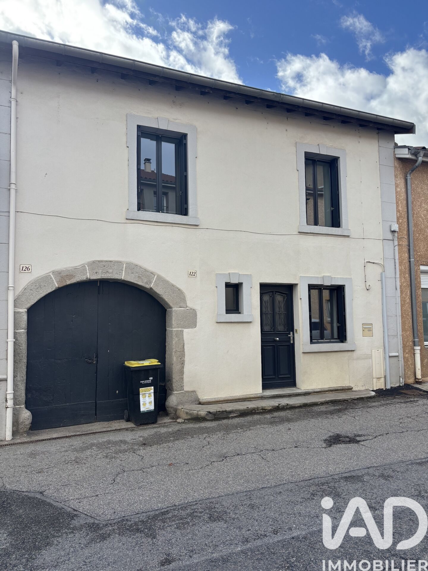 St-Romain-En-Jarez - 120m² - 4p. - 3ch.