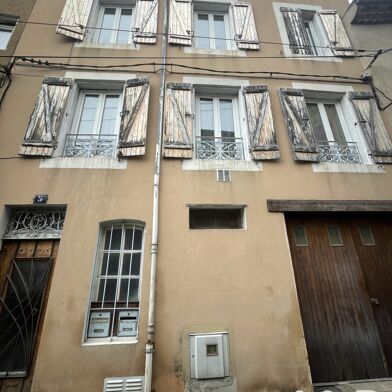 Immeuble  114000 €